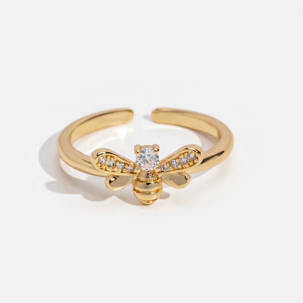 Laila – Ring mit Bienenmotiv und funkelnden Details