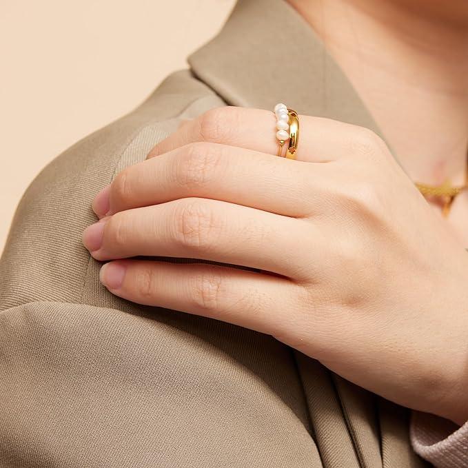 Miori – Ring mit natürlichen Perlen in Gold