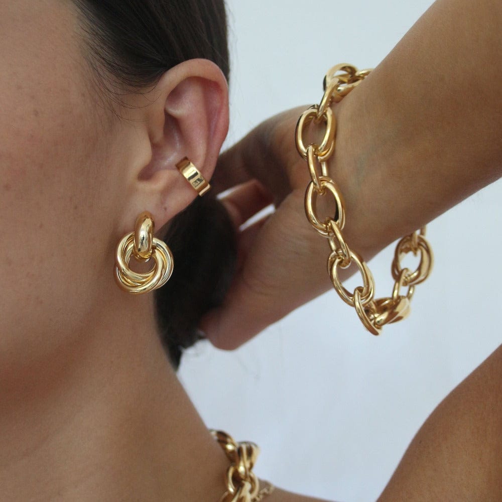 Rania – Geflochtene Designohrringe in Gold
